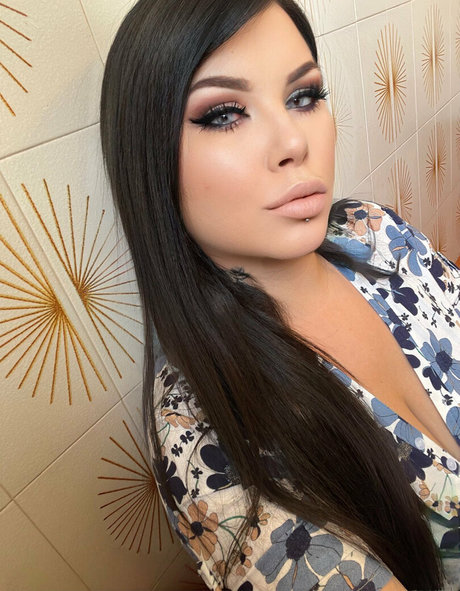 erszebetbathory666vip exclusive actress photo