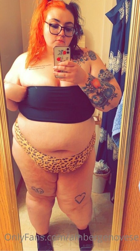 ambergenovese pretty model images