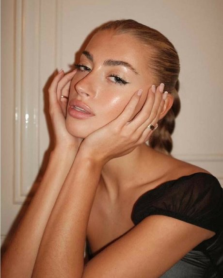 Freya Tidy porn actress picture