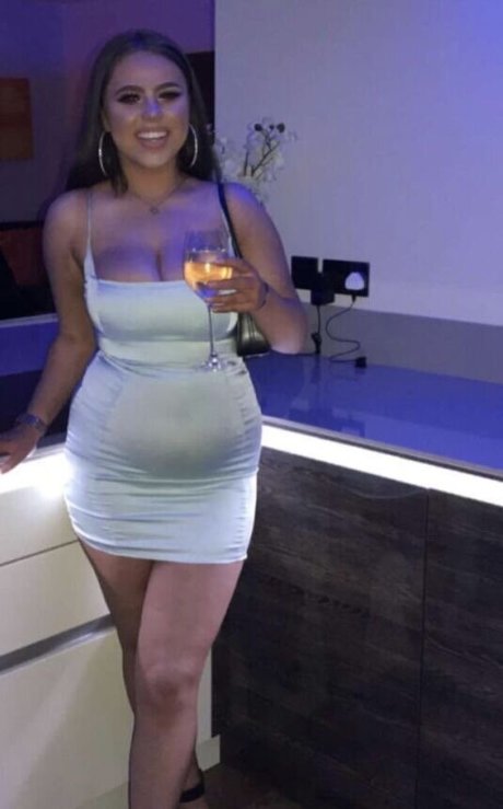 Emma W naked star picture