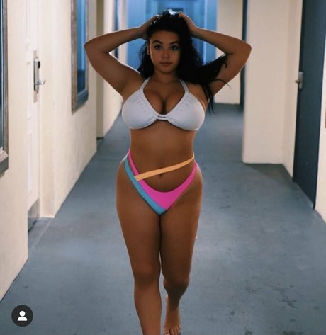 Emma W star top archive