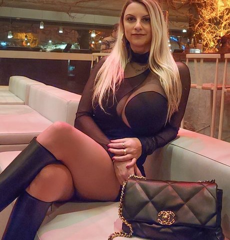 Eveline Do perfect model images