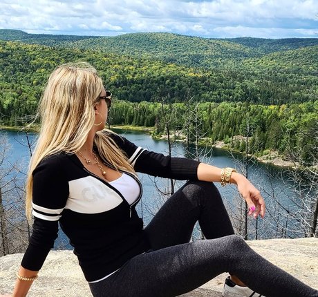 Eveline Do erotic star photo