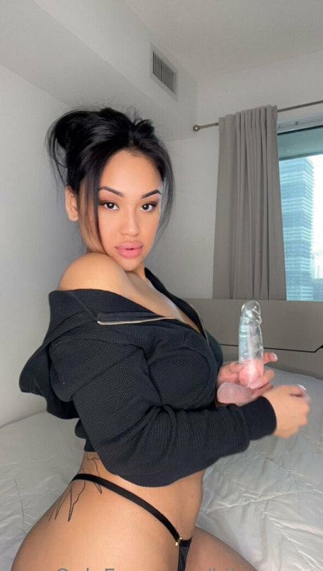 Kiimmmyr sexy star image