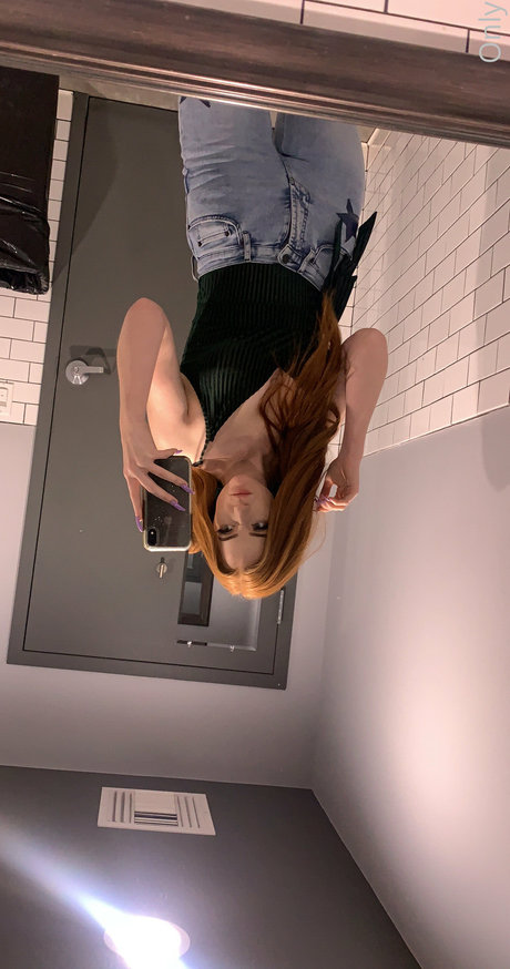 kaitimackenzie sexy actress photo