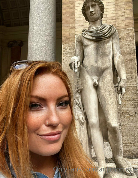 anjimonique model erotic images