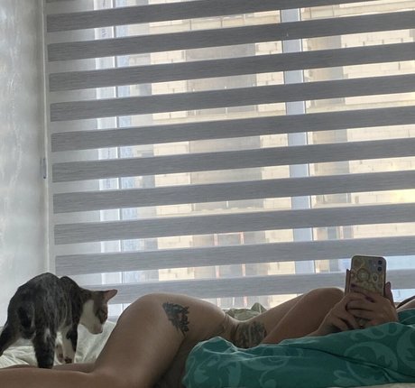 Sofuckingood13 pornstar pic