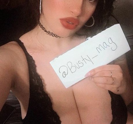 Busty Magazine sex actress images