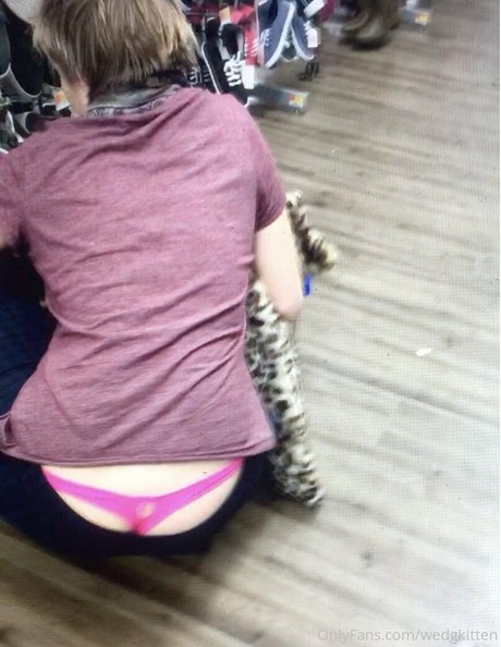 wedgkitten nude star img