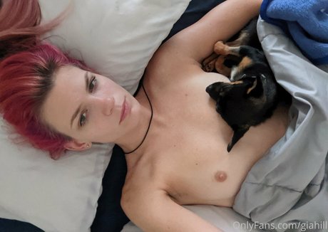 giahill exclusive model pictures