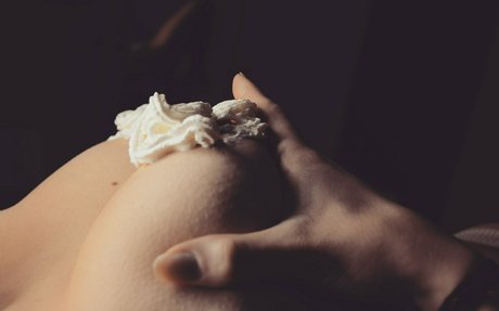 cleoyleo pornstar nudes images