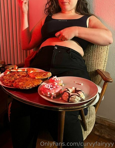 curvyfairyyy star nude archive