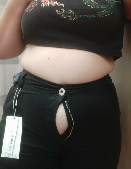 curvyfairyyy model free picture