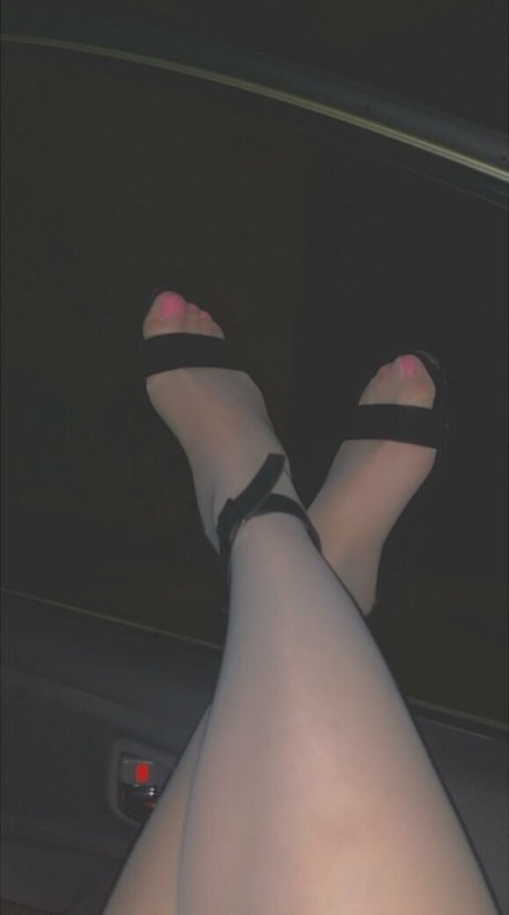 oliviabnwo nude model images