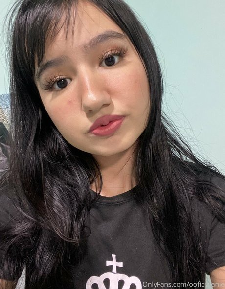 ooficialanie star naked pictures