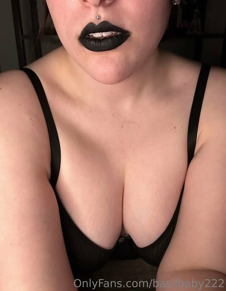 basilbaby222 beautiful pornstar picture
