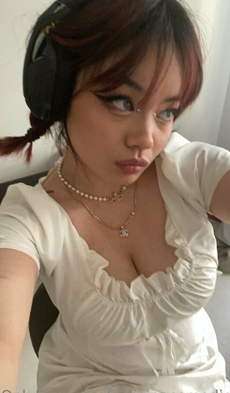 iadivinecomedie pornstar top archive