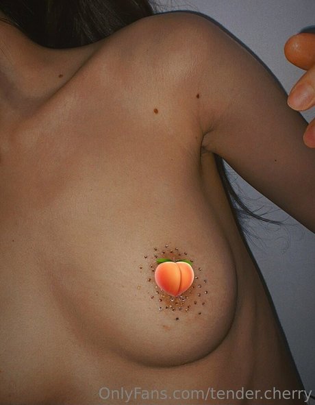 tender cherry naked star photo