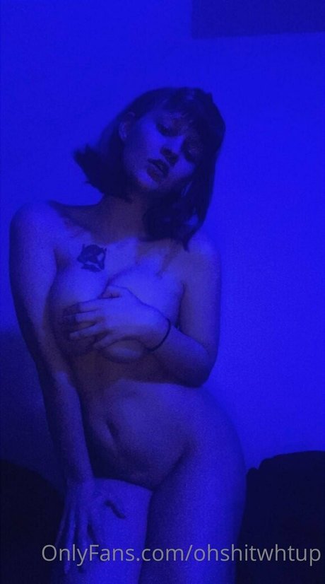 ohshitwhtup adult model gallery