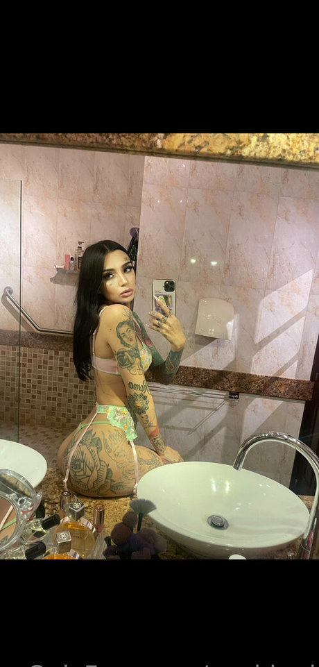 anabbad star erotic picture