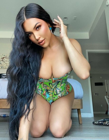 raineyjamesfree porn star picture