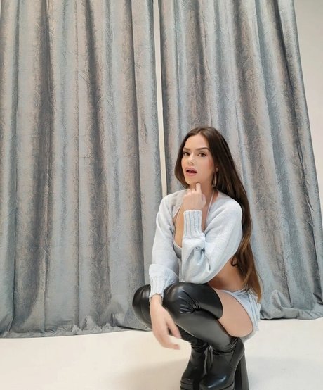 adelinesofficial sexy actress pics