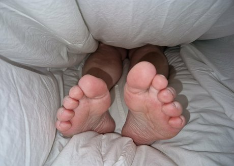 tezzasfeetfree erotic star photo