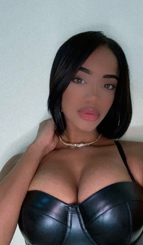 Lisettrey beautiful model photos