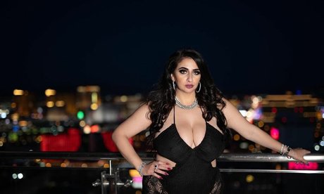 Arikittee erotic pornstar photo