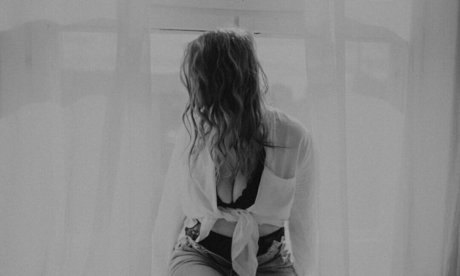 erikahelin2 pretty actress img