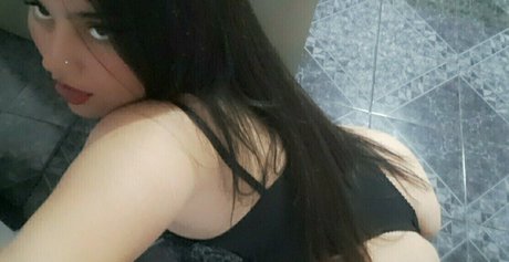 nella71588 adult model image