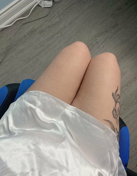 famous onlyfans beautiful nude image