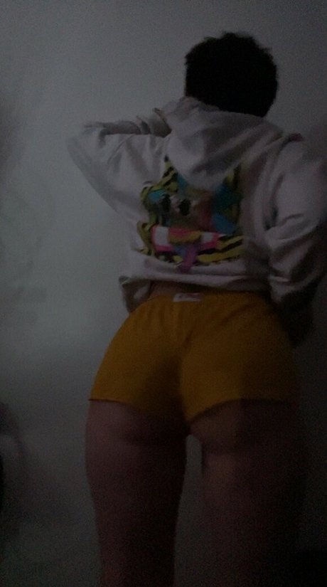 sweetlildarling model sexy pic