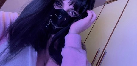 xScammy top actress images