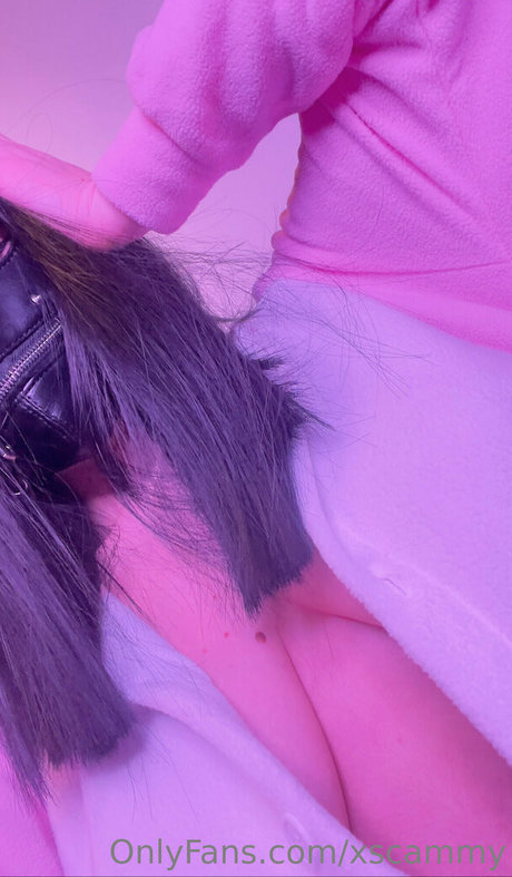 xScammy nude star picture