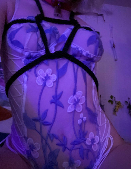 elle chu art actress photo