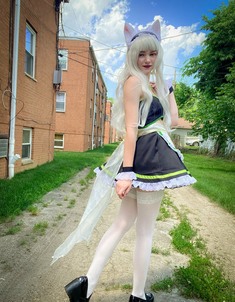 elle chu star xxx pictures