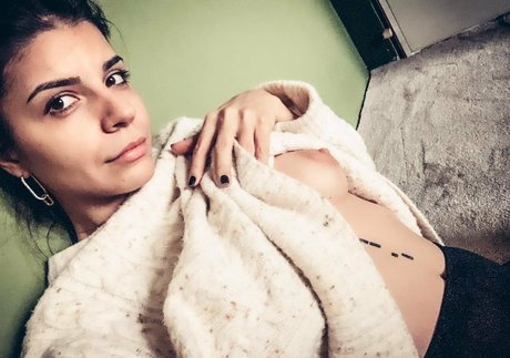 diaryofalexacreed erotic star image