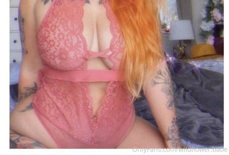 wildflower babe model pretty image