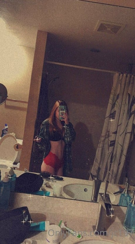 jc197 model pornographic images