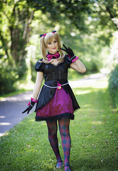 lorenia model xxx photos