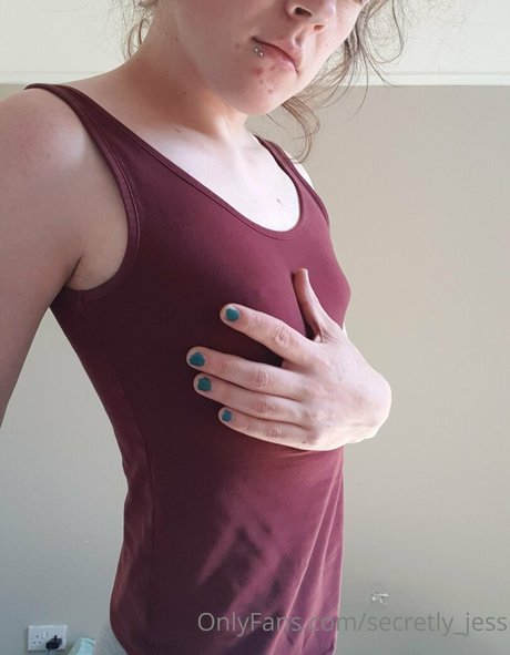 secretly jess naked model picture