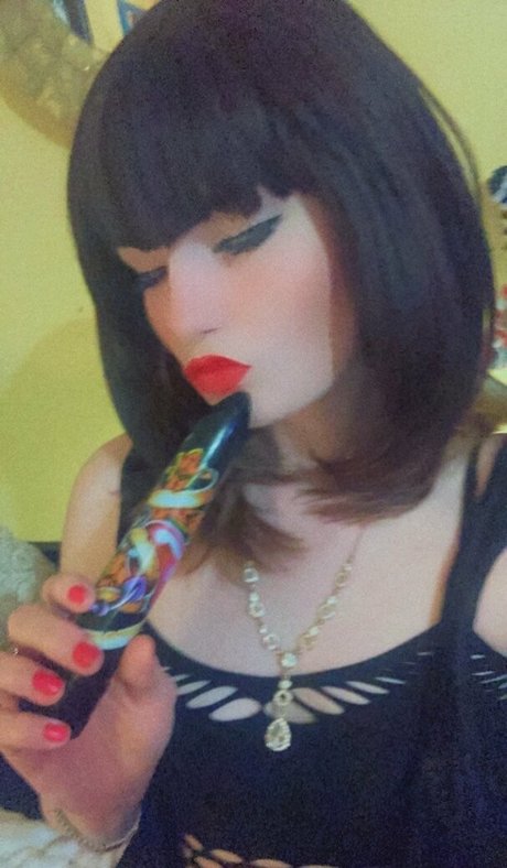 bambicat pretty model img