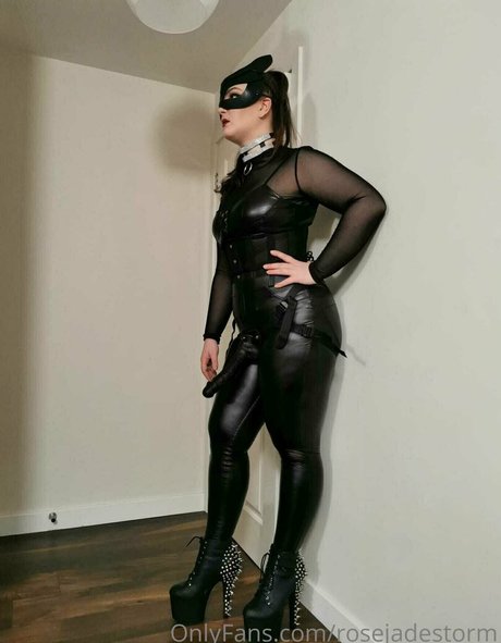 rosejadestorm star exclusive images