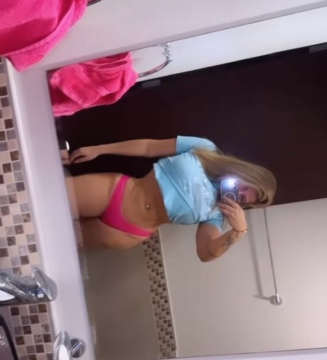 Tais Lambertini top actress pics