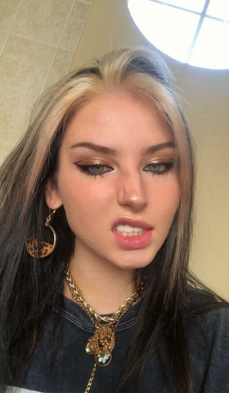 katyakittyxo model free pics