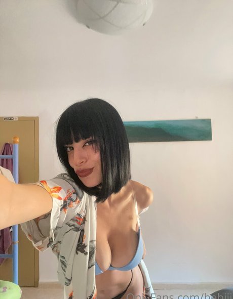 hebiii erotic pornstar photo