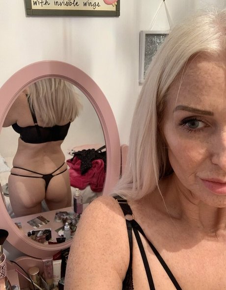 candy c pornstar free photo