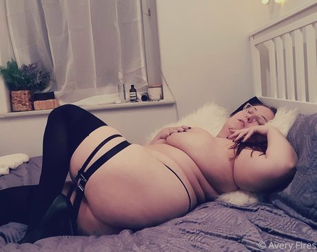 averyfiresxo hd actress pic