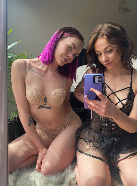 ciciastral naked star archive